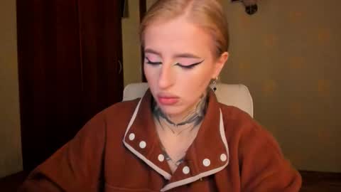 Snapshot of harley_kimm chatting on 10-05-25, 05:39 Julia online show from 10-05-25, 05:39