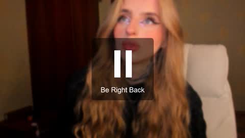 Snapshot of harley_kimm chatting on 10-29-25, 06:04 Julia online show from 10-29-25, 06:04