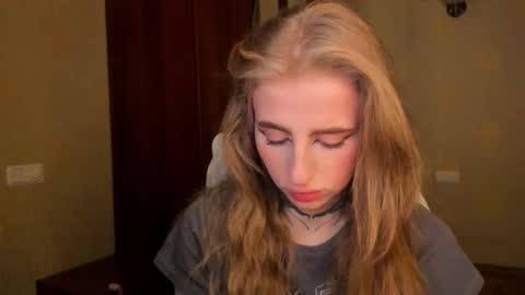 Snapshot of harley_kimm chatting on 11-07-25, 05:51 Julia online show from 11-07-25, 05:51