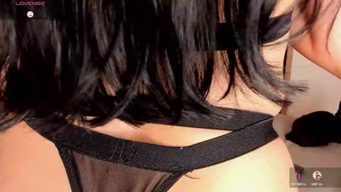 Snapshot of harley_sweett chatting on 12-06-24, 01:18 online show from 12-06-24, 01:18