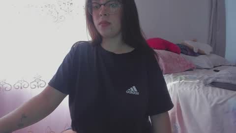 Snapshot of harleynapier chatting on 02-09-26, 08:57 Natii online show from 02-09-26, 08:57