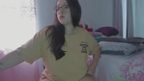 Snapshot of harleynapier chatting on 02-25-26, 08:51 Natii online show from 02-25-26, 08:51