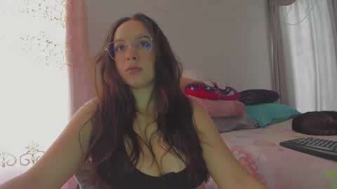 Snapshot of harleynapier chatting on 03-23-26, 04:11 Natii online show from 03-23-26, 04:11
