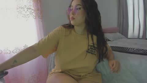Snapshot of harleynapier chatting on 04-02-26, 04:48 Natii online show from 04-02-26, 04:48