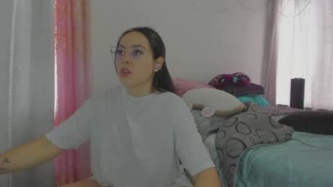 Snapshot of harleynapier chatting on 05-03-26, 02:01 Natii online show from 05-03-26, 02:01