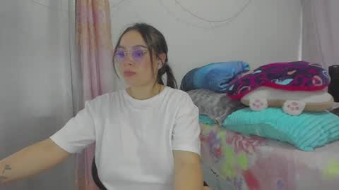 Snapshot of harleynapier chatting on 05-23-26, 09:08 Natii online show from 05-23-26, 09:08
