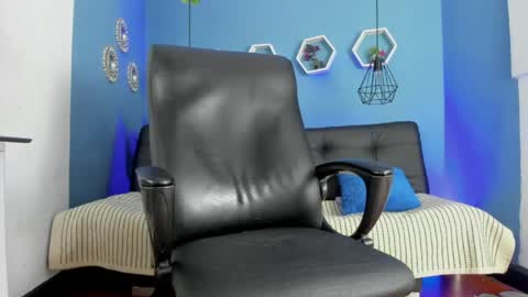 Snapshot of harold_999 chatting on 05-17-26, 03:37 harold_999 online show from 05-17-26, 03:37