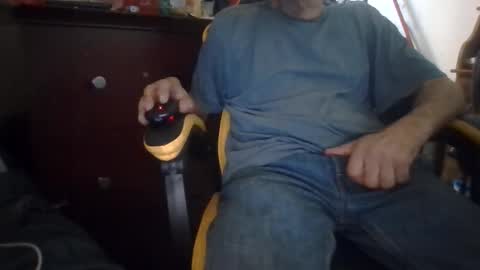 harry1cannary online show from 10-24-25, 03:52