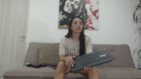 Snapshot of harrycum4you chatting on 06-16-26, 02:14 hannaandharri online show from 06-16-26, 02:14