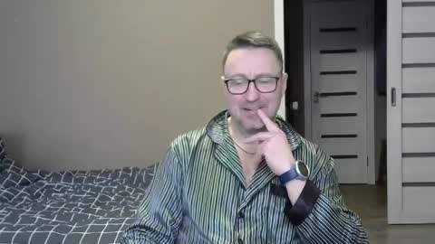 Snapshot of harrysnake chatting on 02-10-25, 06:31 HarrySnake online show from 02-10-25, 06:31