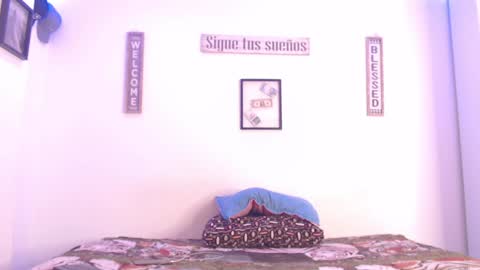 Snapshot of harrythomson1 chatting on 01-16-25, 07:28 harry thomson online show from 01-16-25, 07:28