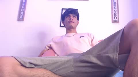 Snapshot of harrythomson1 chatting on 03-05-25, 04:45 harry thomson online show from 03-05-25, 04:45