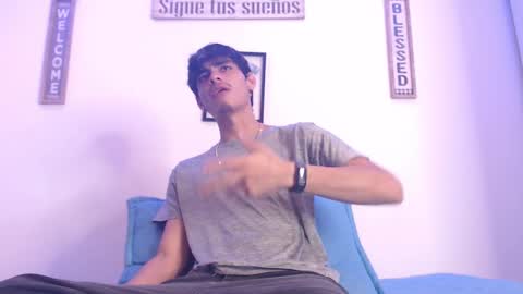 Snapshot of harrythomson1 chatting on 03-08-25, 05:07 harry thomson online show from 03-08-25, 05:07