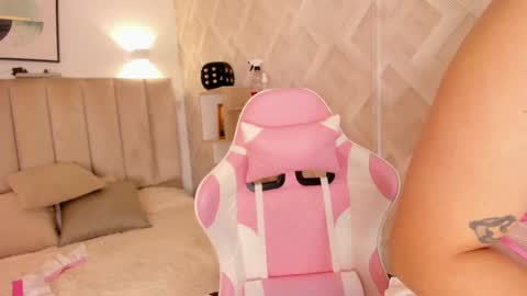 Snapshot of haru_bonny chatting on 02-17-26, 08:26 Haru Bonny online show from 02-17-26, 08:26