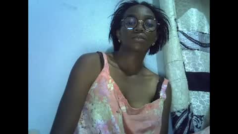 Snapshot of harysette chatting on 01-08-25, 06:41 harysette online show from 01-08-25, 06:41