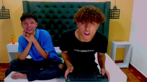 Snapshot of hasan_barry chatting on 01-08-25, 05:59 Hasan and Barry Boyfriends online show from 01-08-25, 05:59