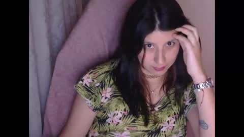 Snapshot of hasley_bbylee chatting on 05-15-26, 10:50 lady online show from 05-15-26, 10:50