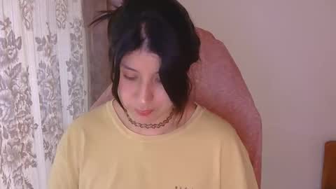 Snapshot of hasley_bbylee chatting on 05-21-26, 07:32 lady online show from 05-21-26, 07:32