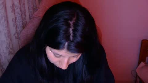 Snapshot of hasley_bbylee chatting on 06-19-26, 08:12 lady online show from 06-19-26, 08:12