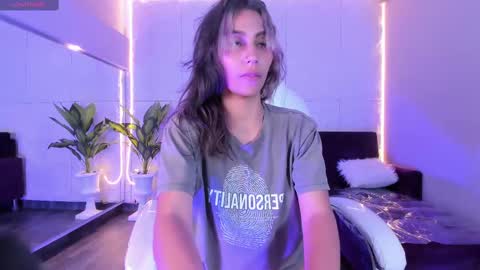 Snapshot of hasleycarter chatting on 10-11-25, 05:50 HasleyCarter online show from 10-11-25, 05:50
