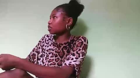 hasleyinah online show from 03-04-26, 08:53