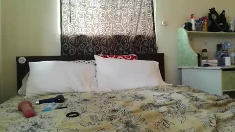 Snapshot of hastudk chatting on 10-14-25, 09:04 hastudk online show from 10-14-25, 09:04