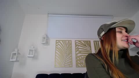 Nicole online show from 02-01-25, 09:54