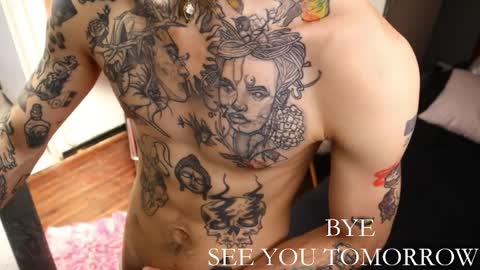 More content   2   online show from 04-06-26, 04:46