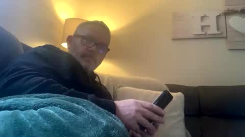 hawks2113 online show from 02-13-25, 03:14