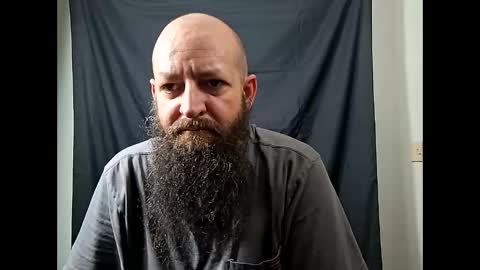 Snapshot of hawktalon007 chatting on 02-10-26, 02:59 Robert online show from 02-10-26, 02:59