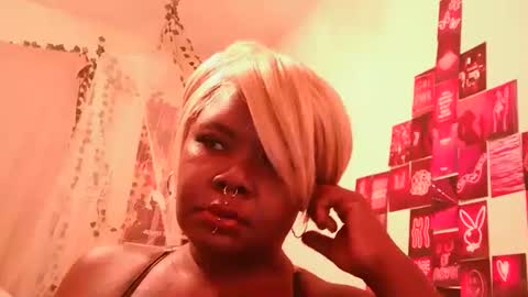 Snapshot of hawtchoc37 chatting on 10-07-25, 10:45 hawtchoc37 online show from 10-07-25, 10:45