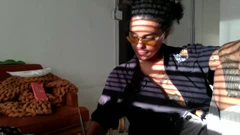 Snapshot of hayataldunya chatting on 08-04-26, 01:14 hayataldunya online show from 08-04-26, 01:14