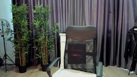 Snapshot of haydenspears chatting on 02-22-25, 11:02 HaydenSpears online show from 02-22-25, 11:02