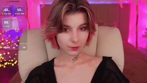 haylaamber online show from 12-13-24, 08:26