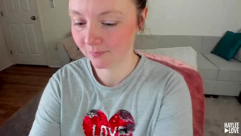 Haylee Love online show from 02-06-26, 06:33