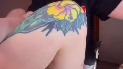  Elle   online show from 02-26-25, 03:32