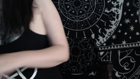 Hayle Woods online show from 12-12-24, 02:48