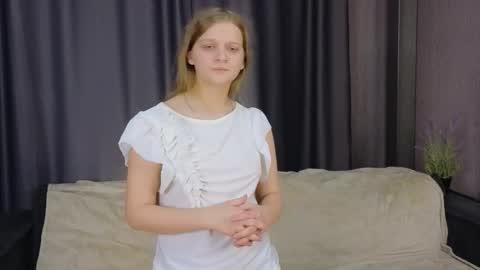 Jenny online show from 03-20-26, 04:45