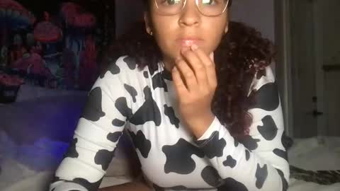 Snapshot of hazell77 chatting on 11-07-25, 03:56 hazell77 online show from 11-07-25, 03:56