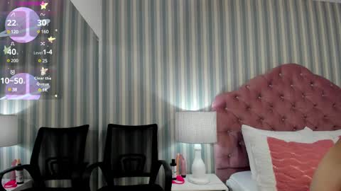 HazelMoret online show from 03-04-25, 11:51