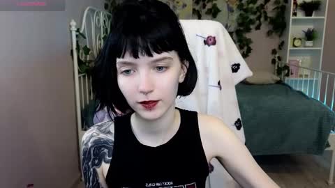 hazeltompson online show from 11-09-25, 08:29