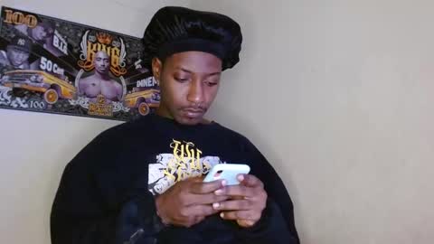 Snapshot of hazlan_420 chatting on 09-11-25, 10:26 hazlan_420 online show from 09-11-25, 10:26