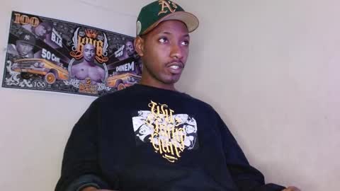 Snapshot of hazlan_420 chatting on 10-09-25, 12:03 hazlan_420 online show from 10-09-25, 12:03