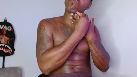 Snapshot of hazlan_420 chatting on 11-27-25, 11:40 hazlan_420 online show from 11-27-25, 11:40