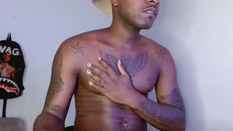 Snapshot of hazlan_420 chatting on 11-29-25, 12:30 hazlan_420 online show from 11-29-25, 12:30