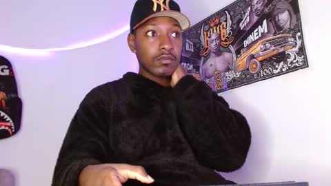 Snapshot of hazlan_420 chatting on 01-10-26, 11:12 hazlan_420 online show from 01-10-26, 11:12