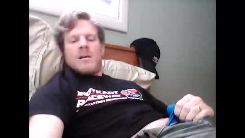 Snapshot of heags83 chatting on 02-21-25, 06:04 heags83 online show from 02-21-25, 06:04