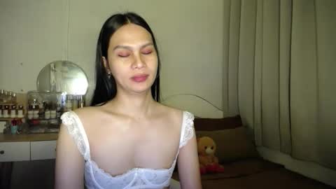 Snapshot of heather_bbyy chatting on 11-22-25, 08:19 heather_bbyy online show from 11-22-25, 08:19