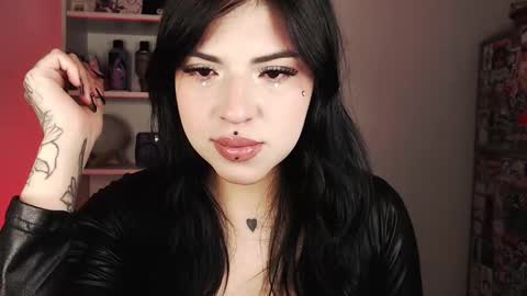 Snapshot of heatherdemonzx_ chatting on 02-04-26, 09:15 HEATHER DEMONZX Please help me to reach 100 thumbs up online show from 02-04-26, 09:15