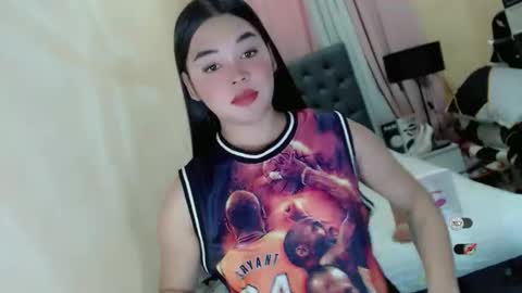 Kylene3 online show from 05-18-26, 05:02